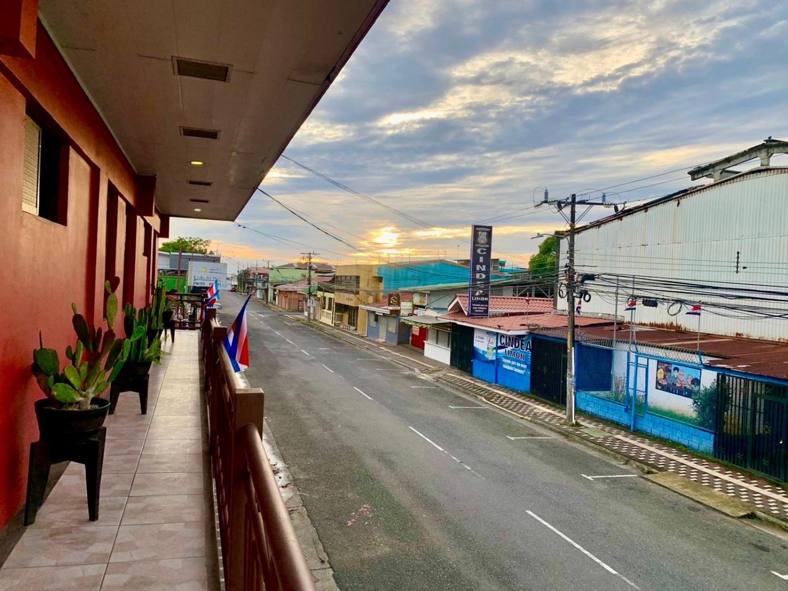 Hotel Costa Del Sol Puerto Limon Ngoại thất bức ảnh